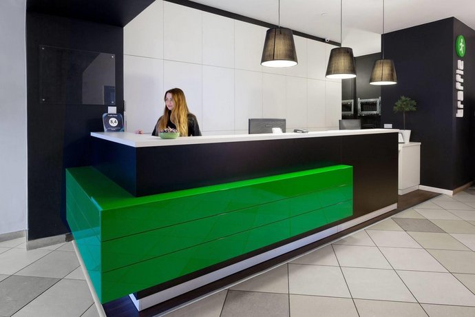 Traffic Hotel