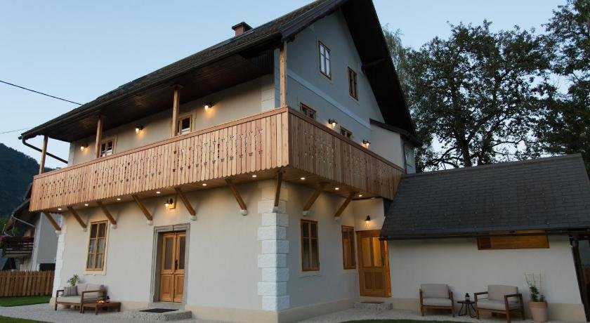Butterfly Lodge