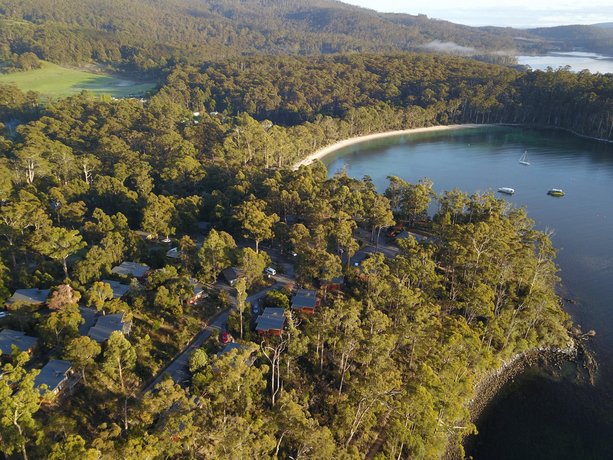 Stewarts Bay Lodge