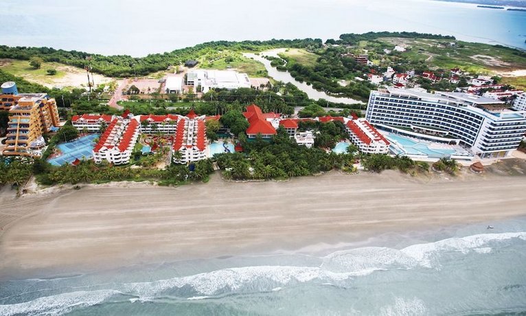 Las Americas Casa de Playa