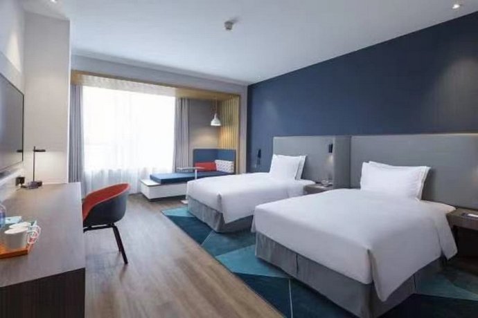 Holiday Inn Express Wuhan Optical Valley