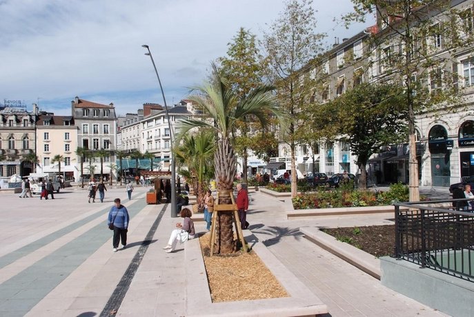 Hotel Le Bourbon Pau Centre