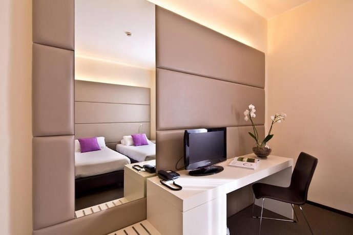 Th Assisi - Hotel Cenacolo