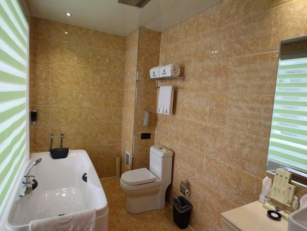 Harbin Baixiang Holiday Hotel