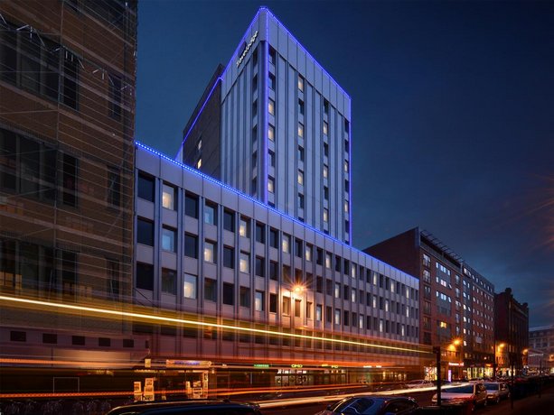Travelodge Glasgow Queen St