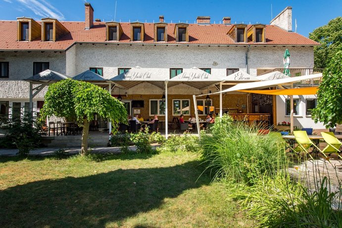 Hotel Club Tihany