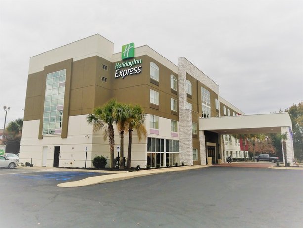 Holiday Inn Express Columbia - Two Notch