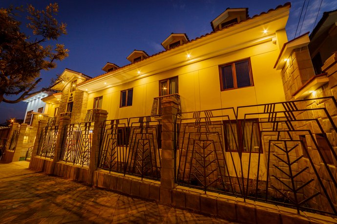 Yawar Inka Hotel