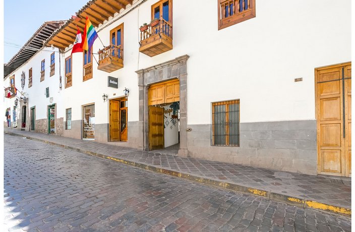 Selina Plaza De Armas Cusco צילום של הוטלס קומביינד - למטייל (2)