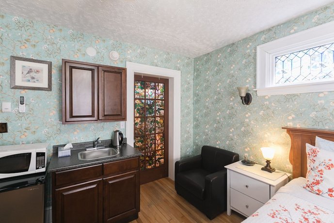 Prince Street Suites