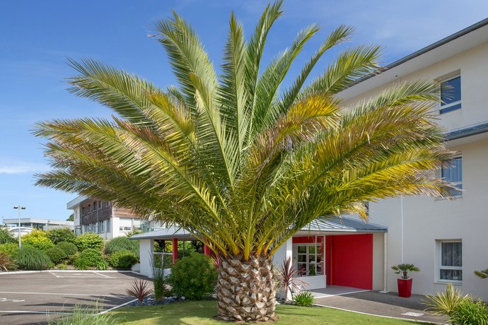 Inter-Hotel Loval