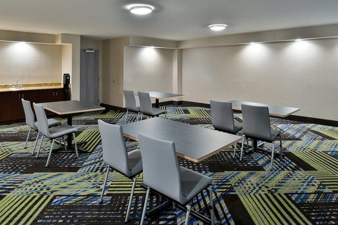 Holiday Inn Express Winston-Salem Medical Ctr Area