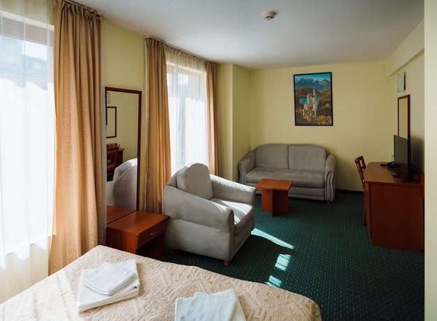 Dionis Hotel