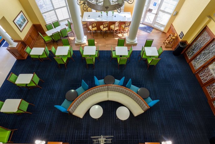 Hampton Inn & Suites Jacksonville Deerwood Park