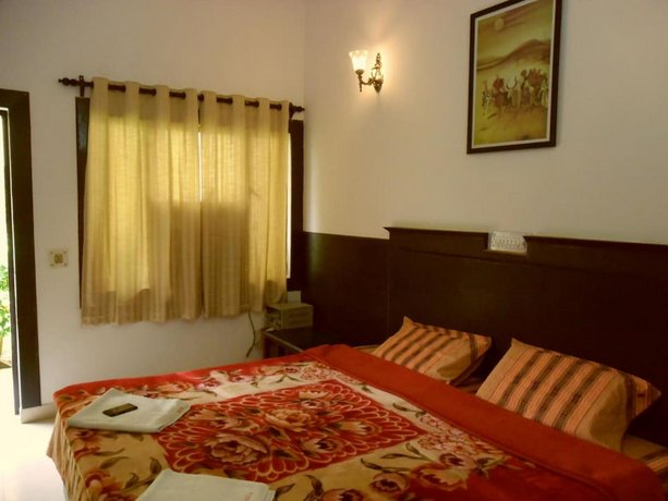 Hotel Sidhartha Walking Distance From Tajmahal