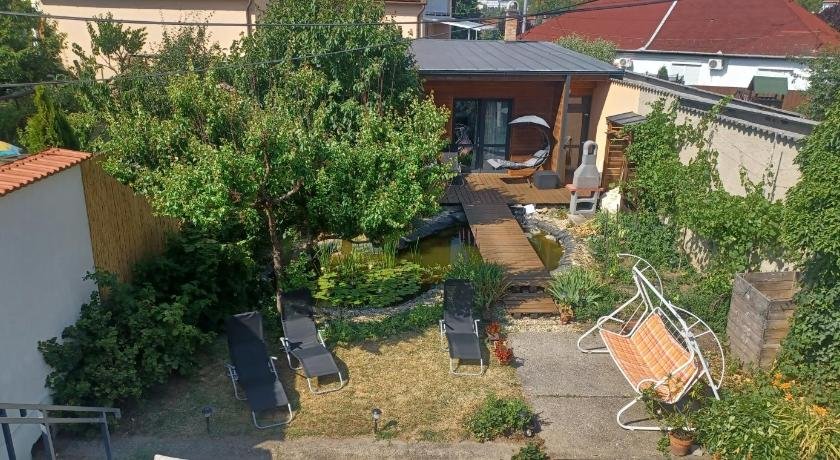 Éva Apartmanház
