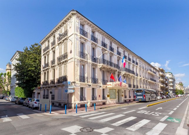 Hotel Busby