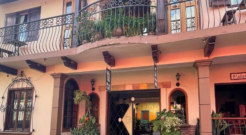 Hotel Plaza Yat Balam