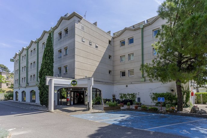B&B HOTEL Marseille La Valentine Porte d'Aubagne