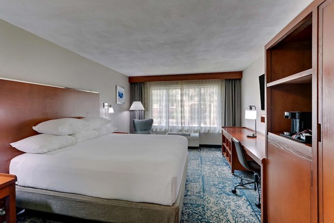 Drury Inn & Suites San Antonio Airport