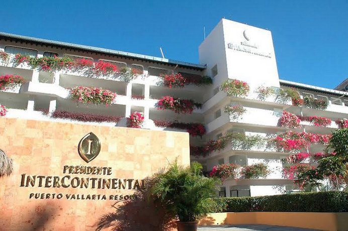 Grand Park Royal Puerto Vallarta