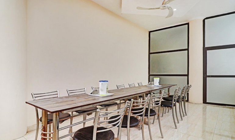 Itsy Hotels Albie Stay Inn