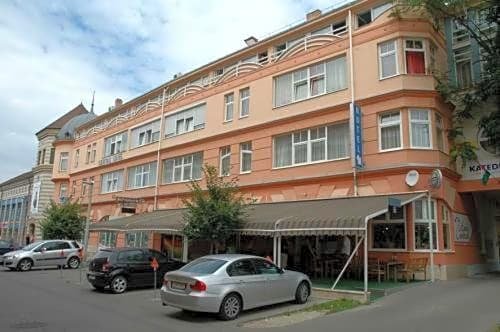 Hotel Central