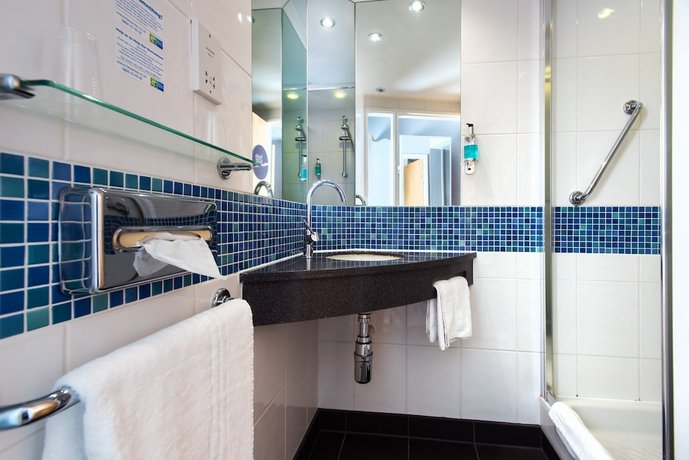 Holiday Inn Express Leeds City Centre - Armouries