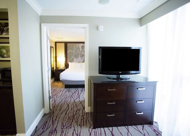DoubleTree by Hilton Hotel Savannah Historic District