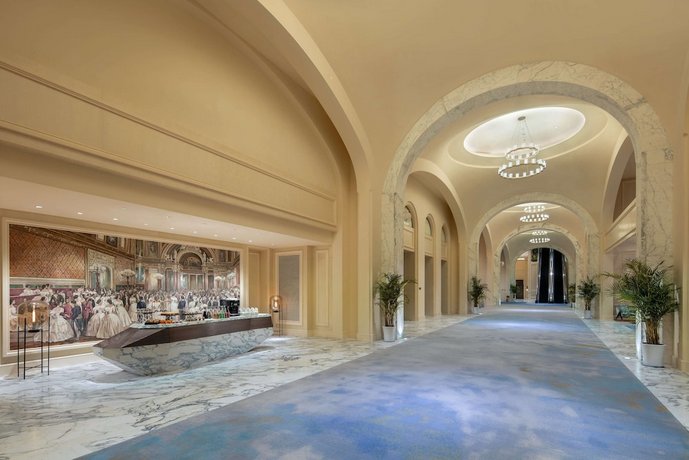 Hilton Dalian Golden Pebble Beach Resort