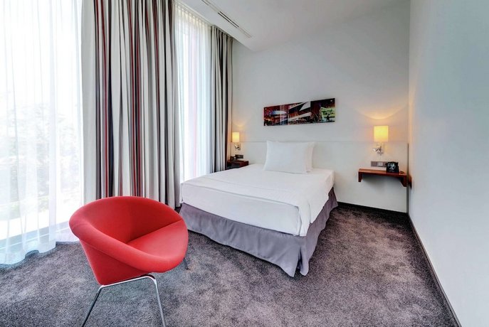 Hilton Garden Inn Stuttgart NeckarPark