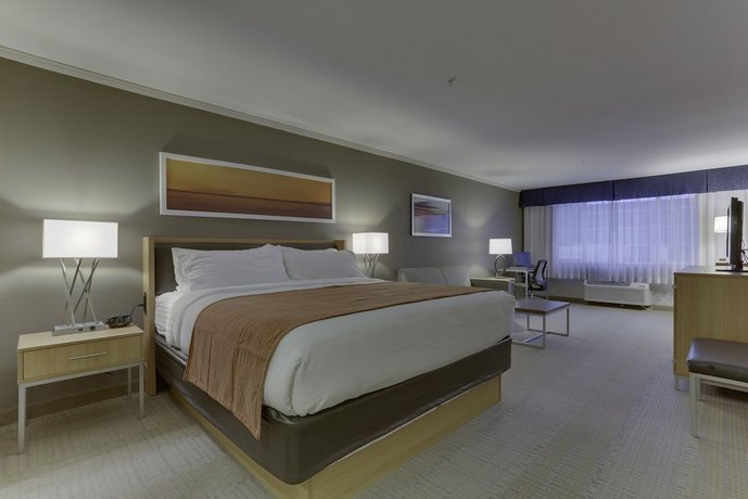 Holiday Inn Express Spokane Airport