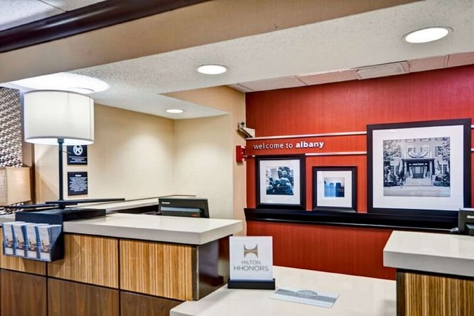 Hampton Inn Albany-Wolf Road