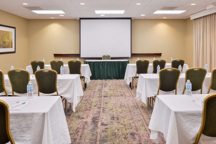 Homewood Suites by Hilton Fresno