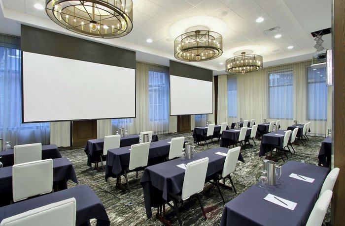 Embassy Suites by Hilton Pittsburgh Downtown
