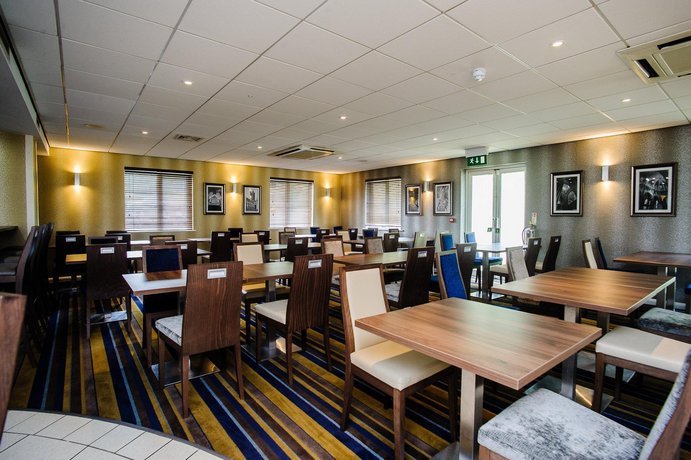 Holiday Inn Express Canterbury