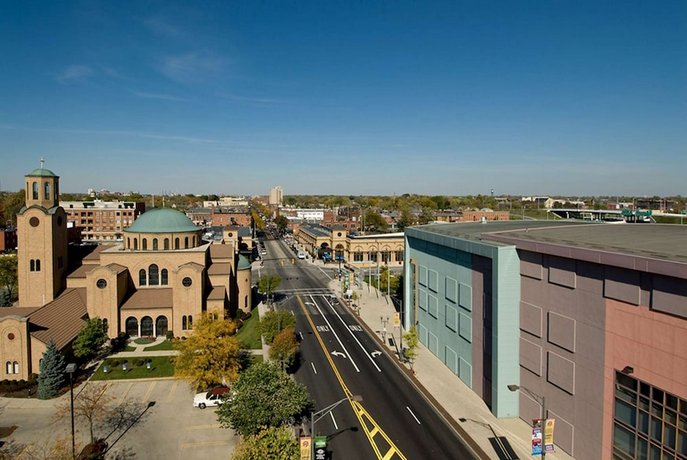 Hampton Inn & Suites Columbus-Downtown