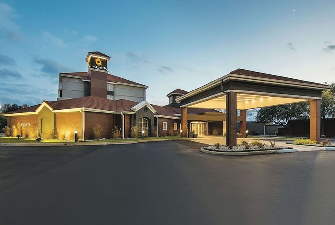 La Quinta Inn & Suites by Wyndham Shreveport Airport