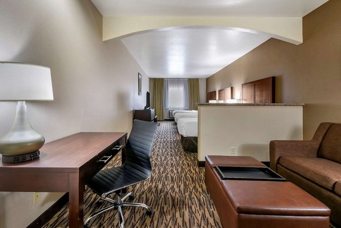 Comfort Suites Portland Airport