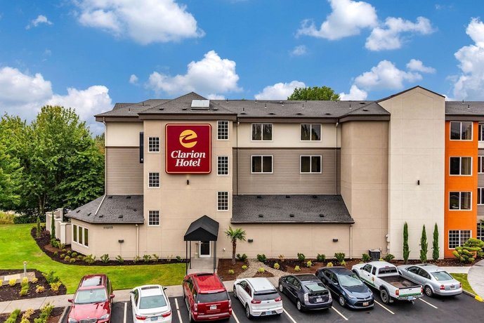 Clarion Hotel Portland International Airport