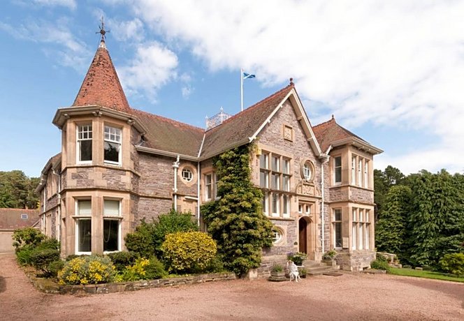 Firlands Lodge