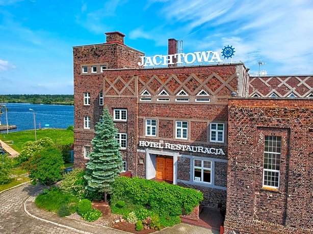 Jachtowa Hotel I Restauracja