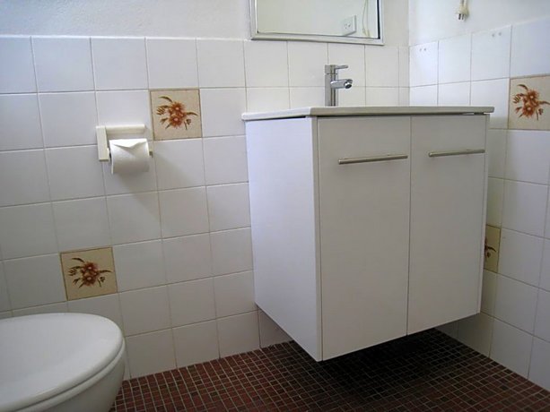 Country Lodge Motor Inn
