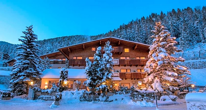 Hotel Pettneuerhof
