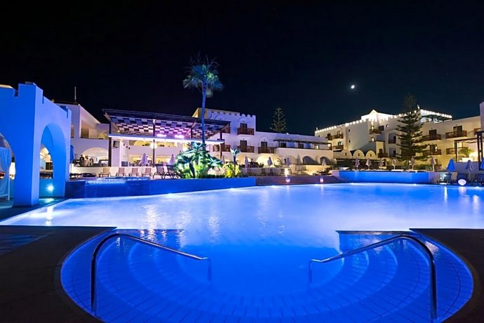 Oceanis Beach & Spa Resort