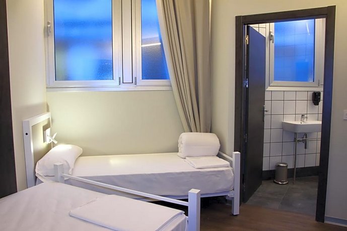 Poshtel Bilbao - Premium Hostel