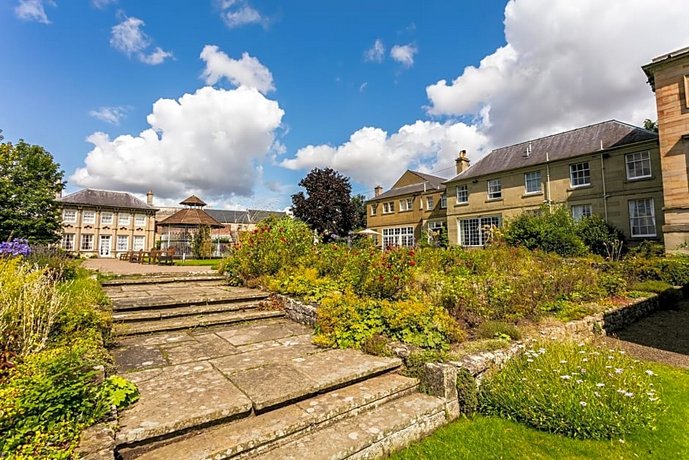 Ednam House Hotel