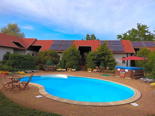 Nadas Pihenopark