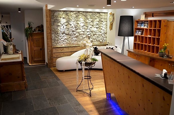 Laret Private Boutique Hotel - Adults Only