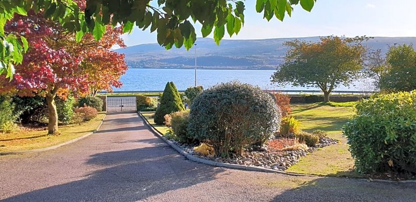 Creag Dhubh Country House